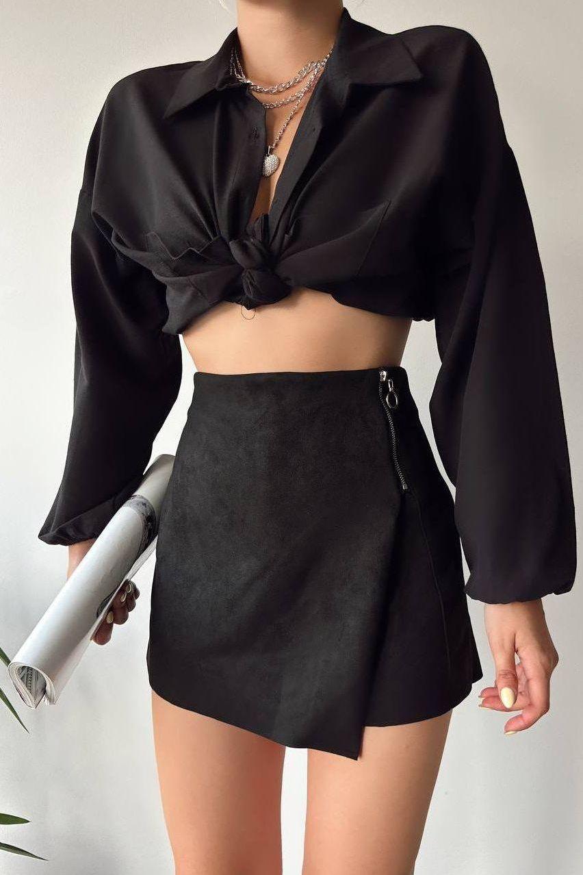 Black Skort