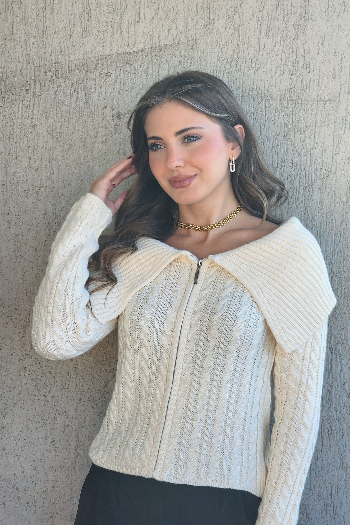 Aria Zip Sweater – White