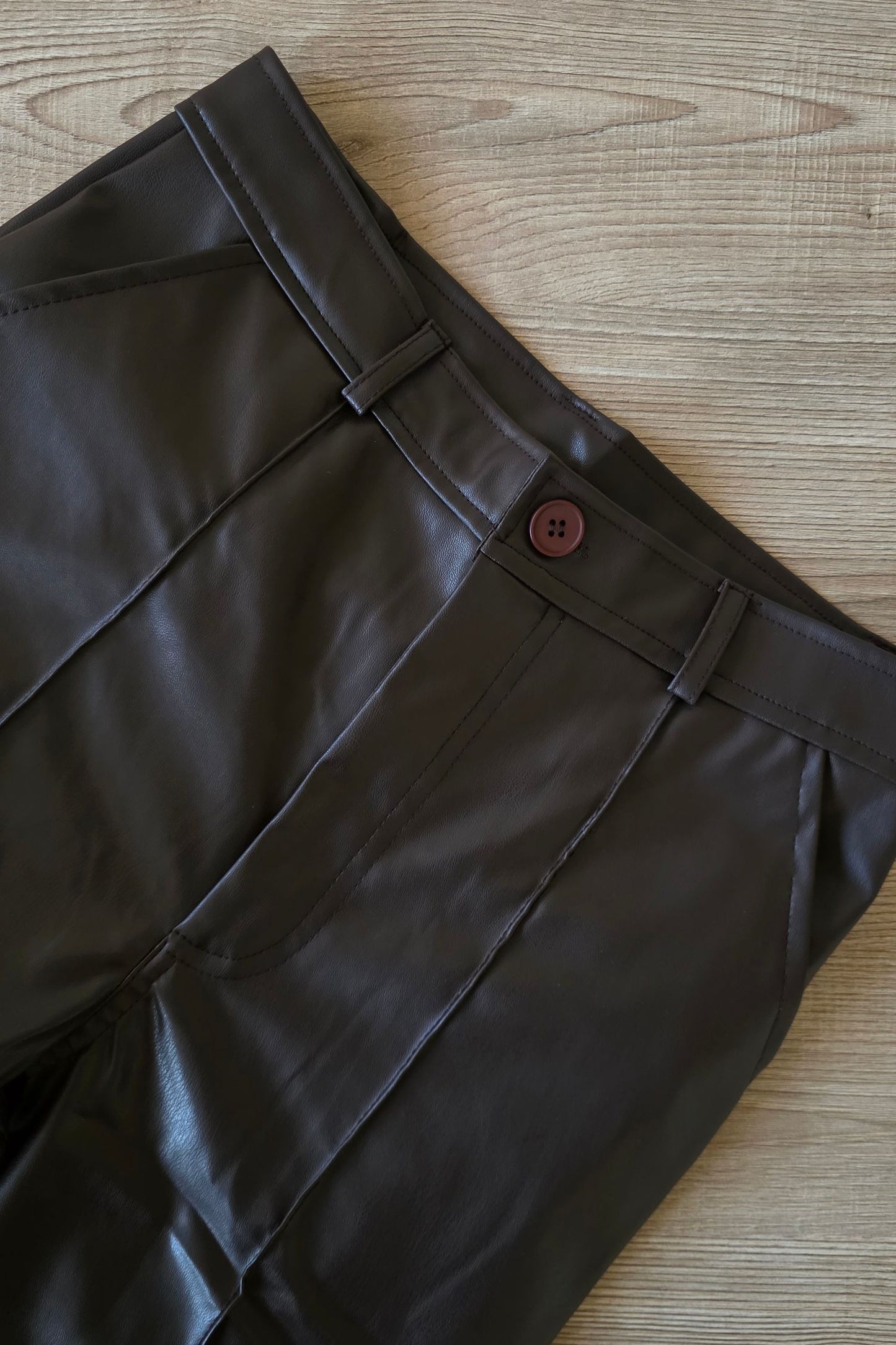 The Elion Leather Pants - Brown