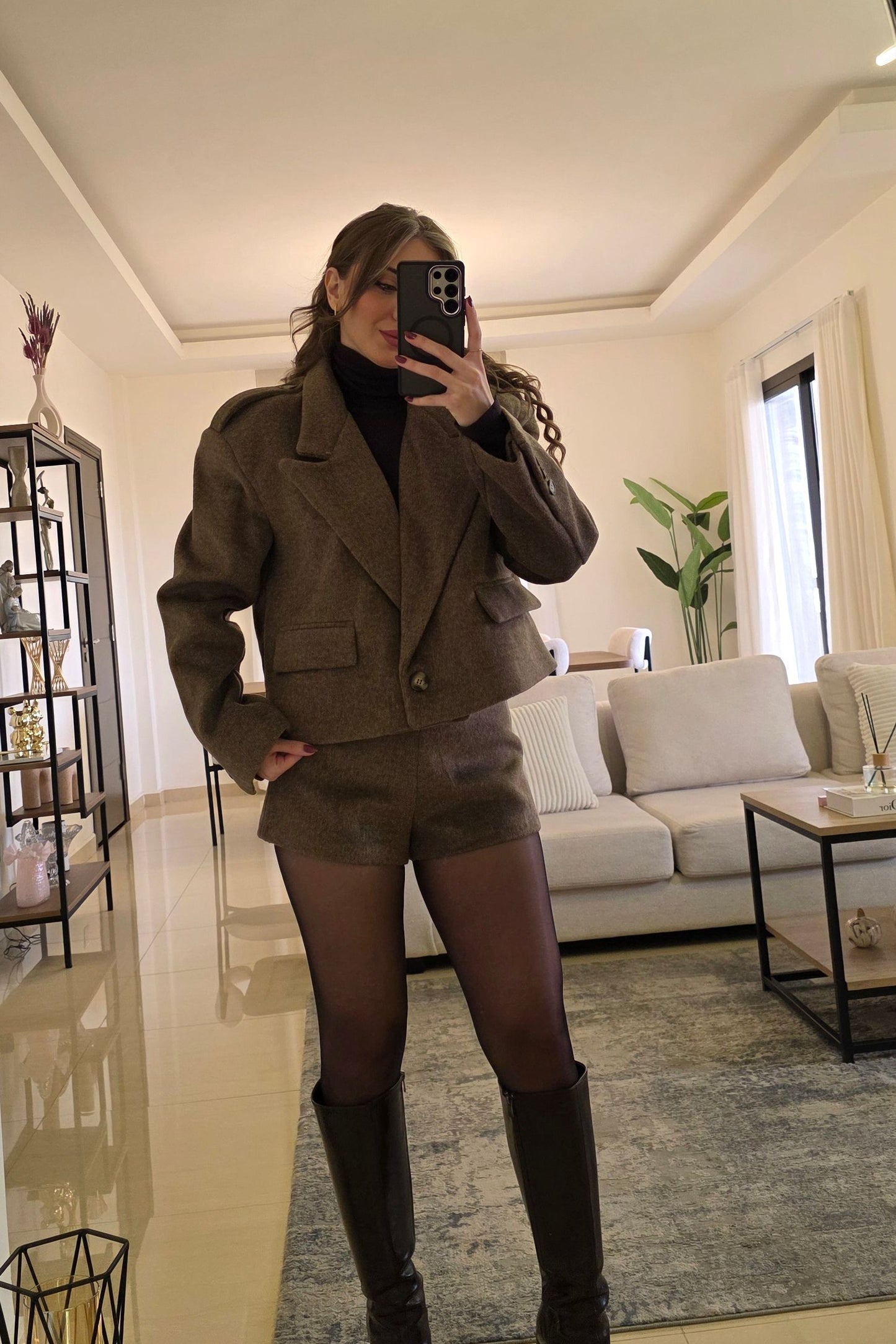 Roslyn Tweed Set