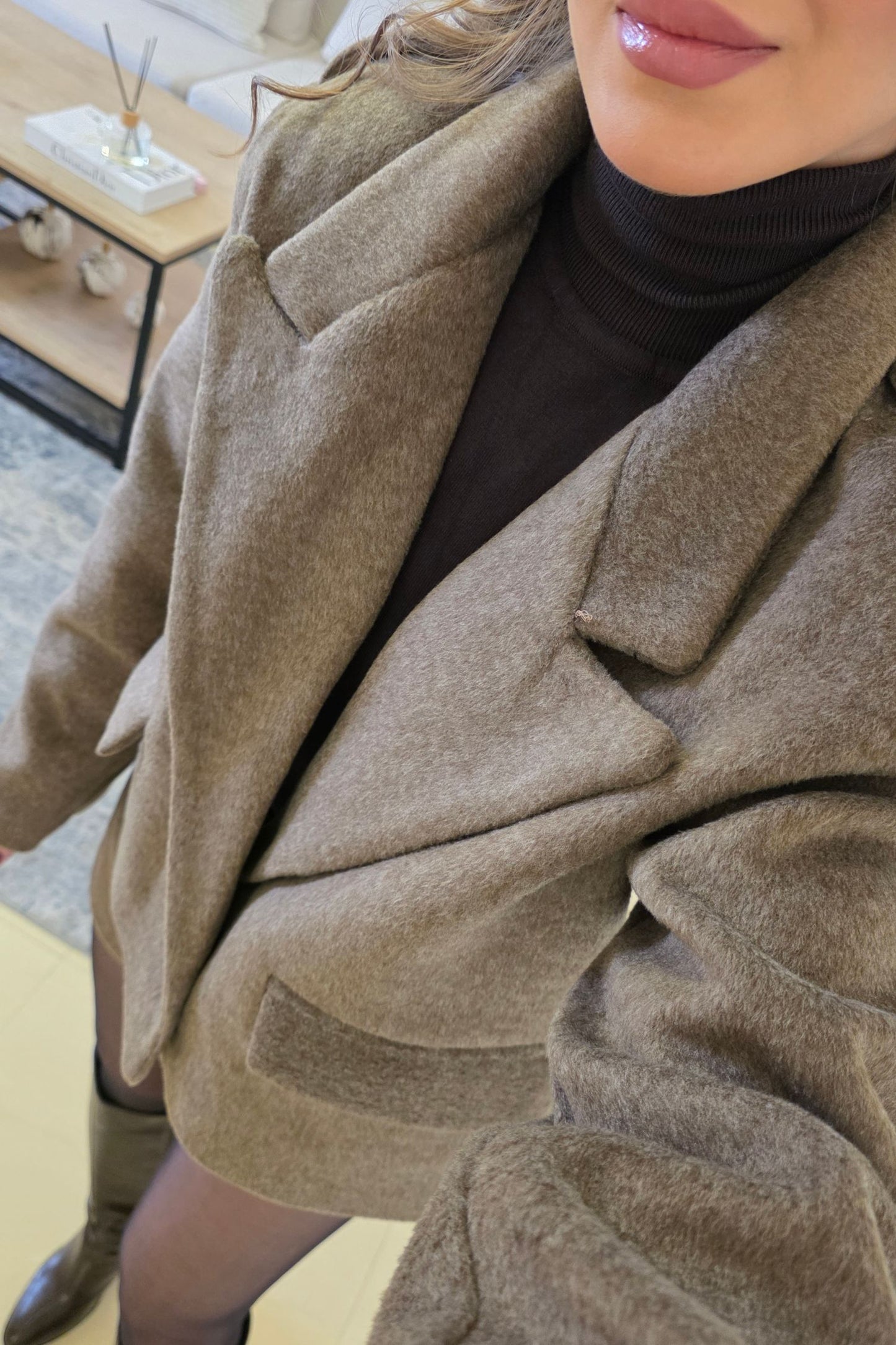 Roslyn Tweed Set