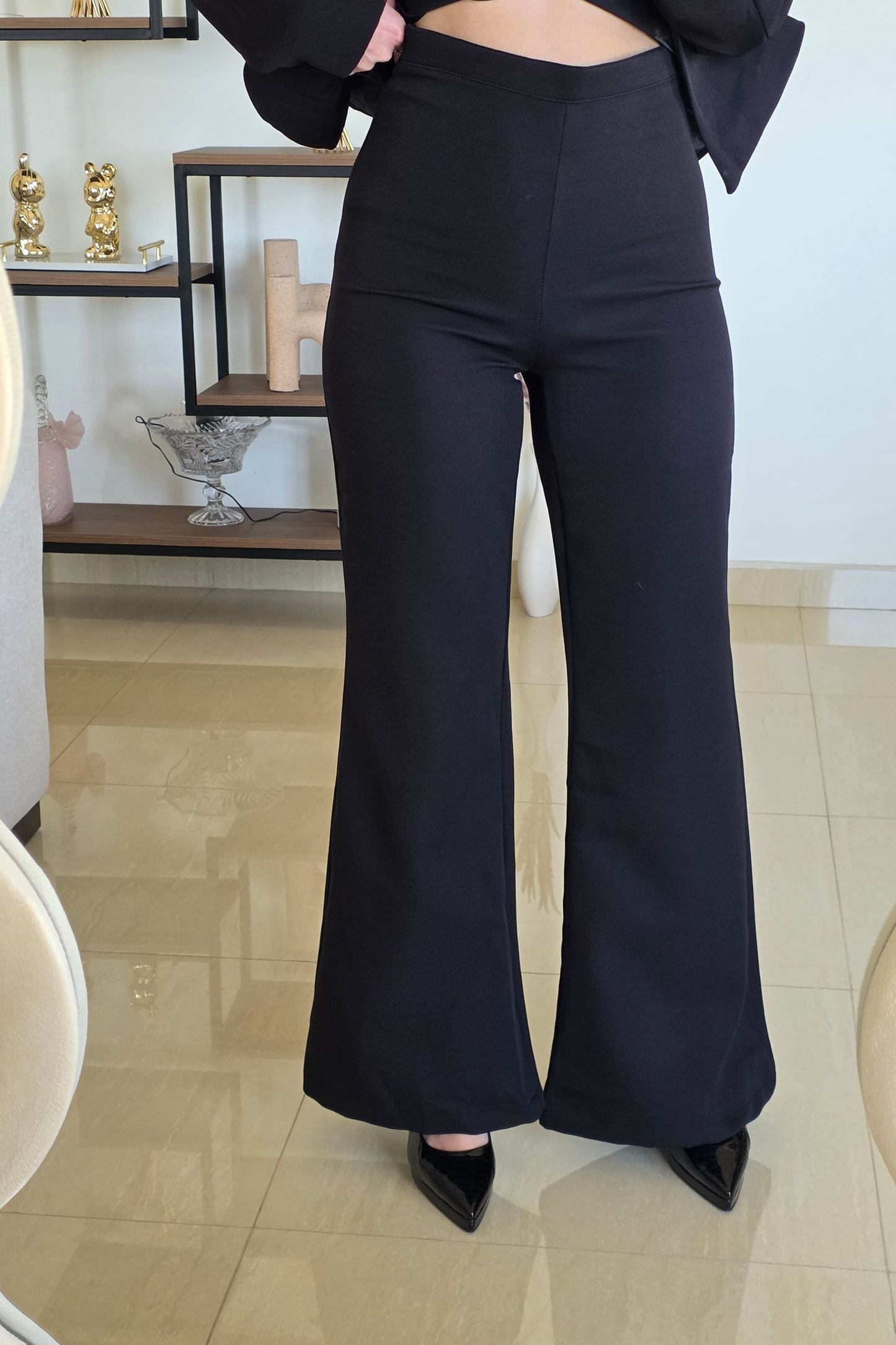 Mira Tailored Suit – Black