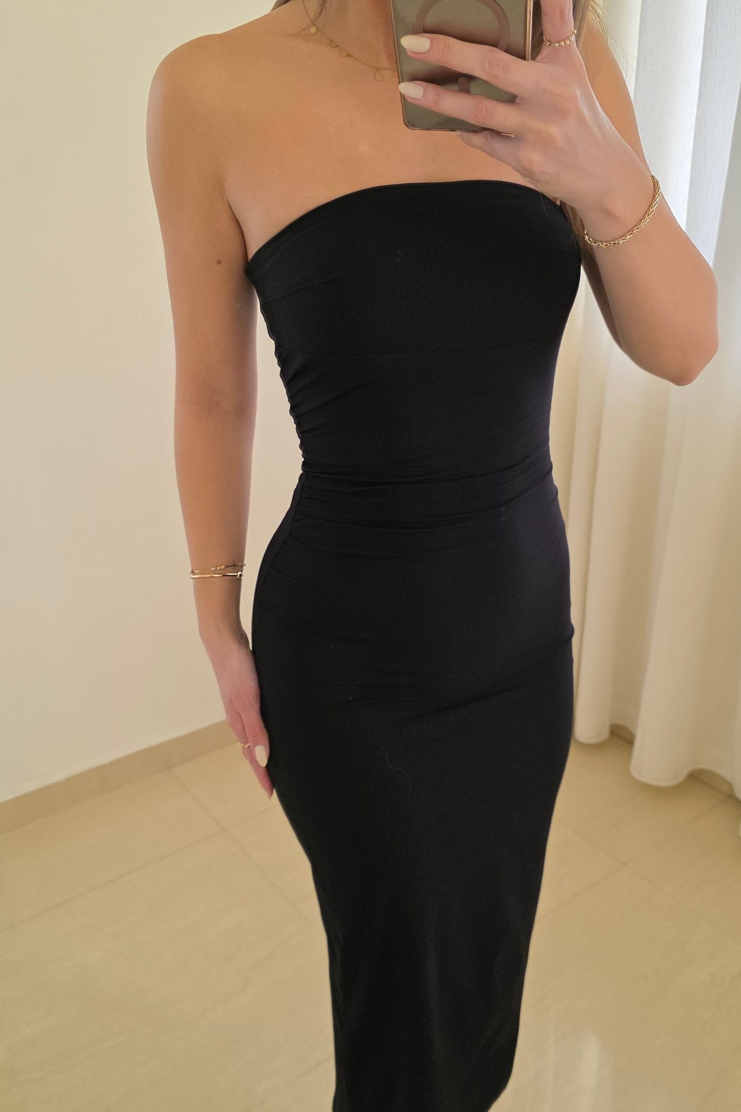 Kaia Strapless Midi Dress – Black
