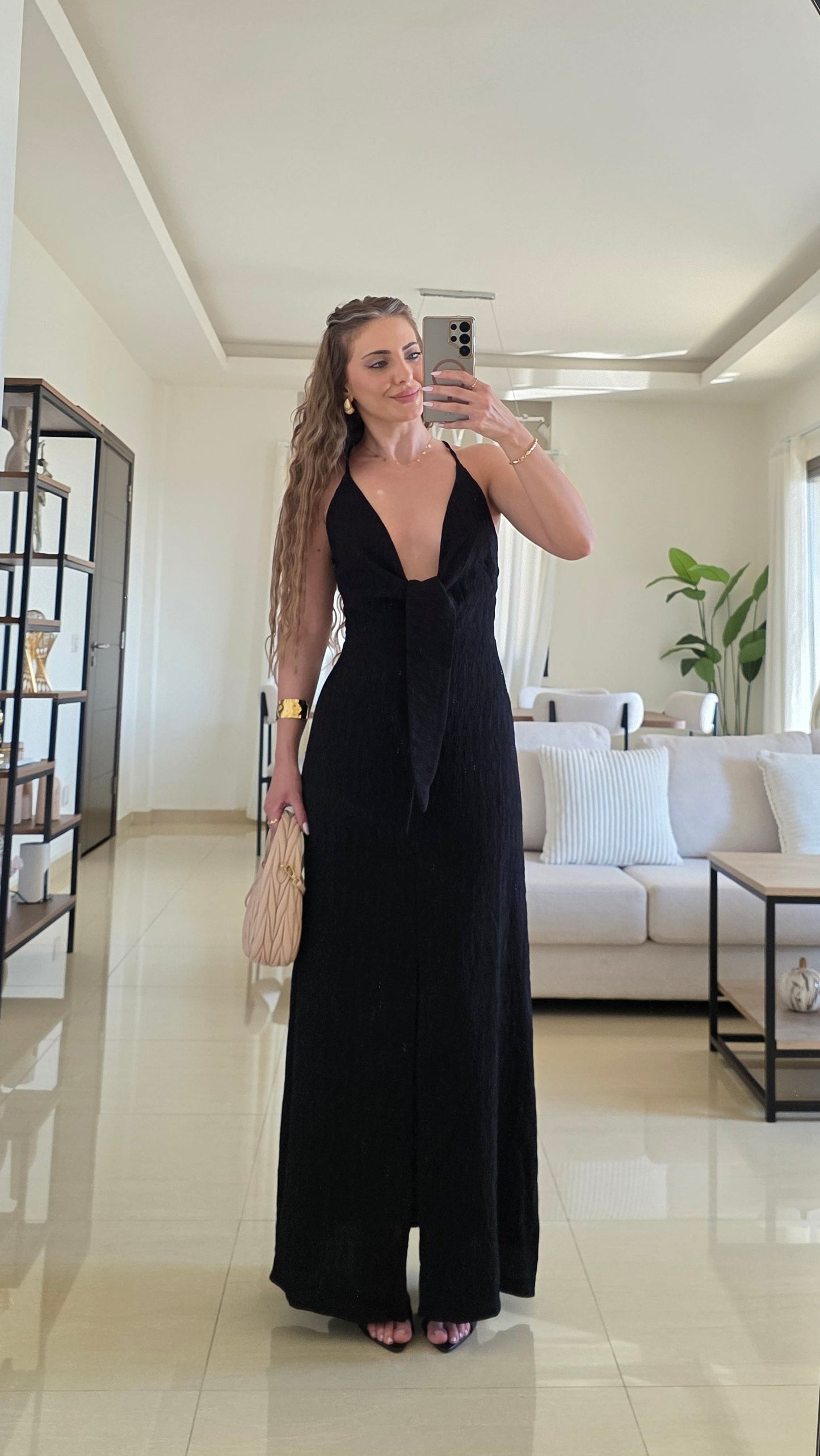 Serena Plunge Maxi Dress – Black