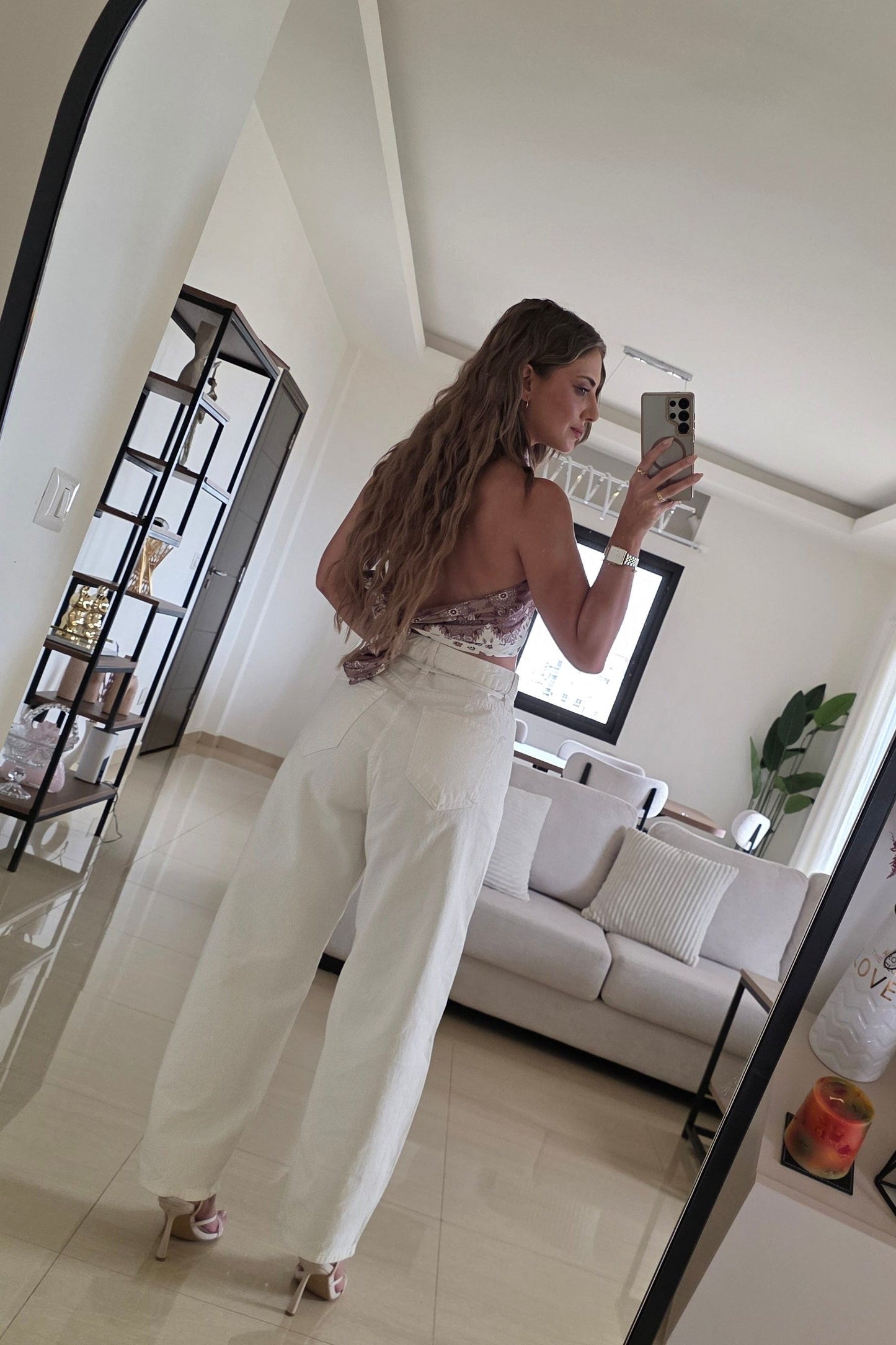 Mila Barrel-Cut Jeans