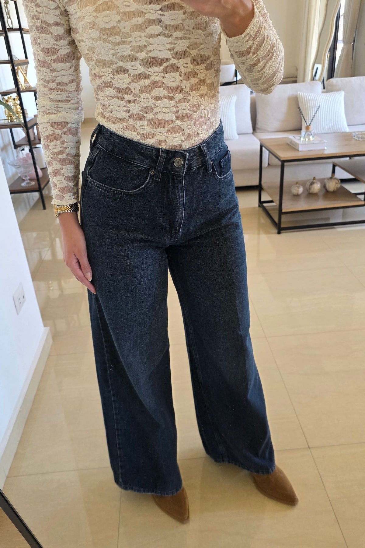 Jenna Wide-Leg Jeans - Washed Black