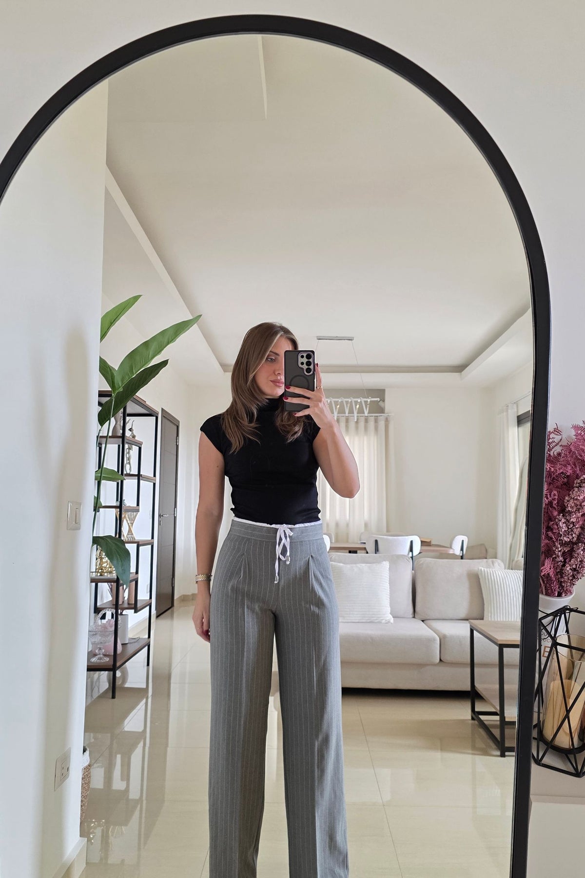 Daisy Pleated Wide-Leg Pants