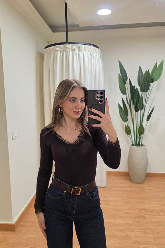 Liliane Lace Trim Long Sleeve Top