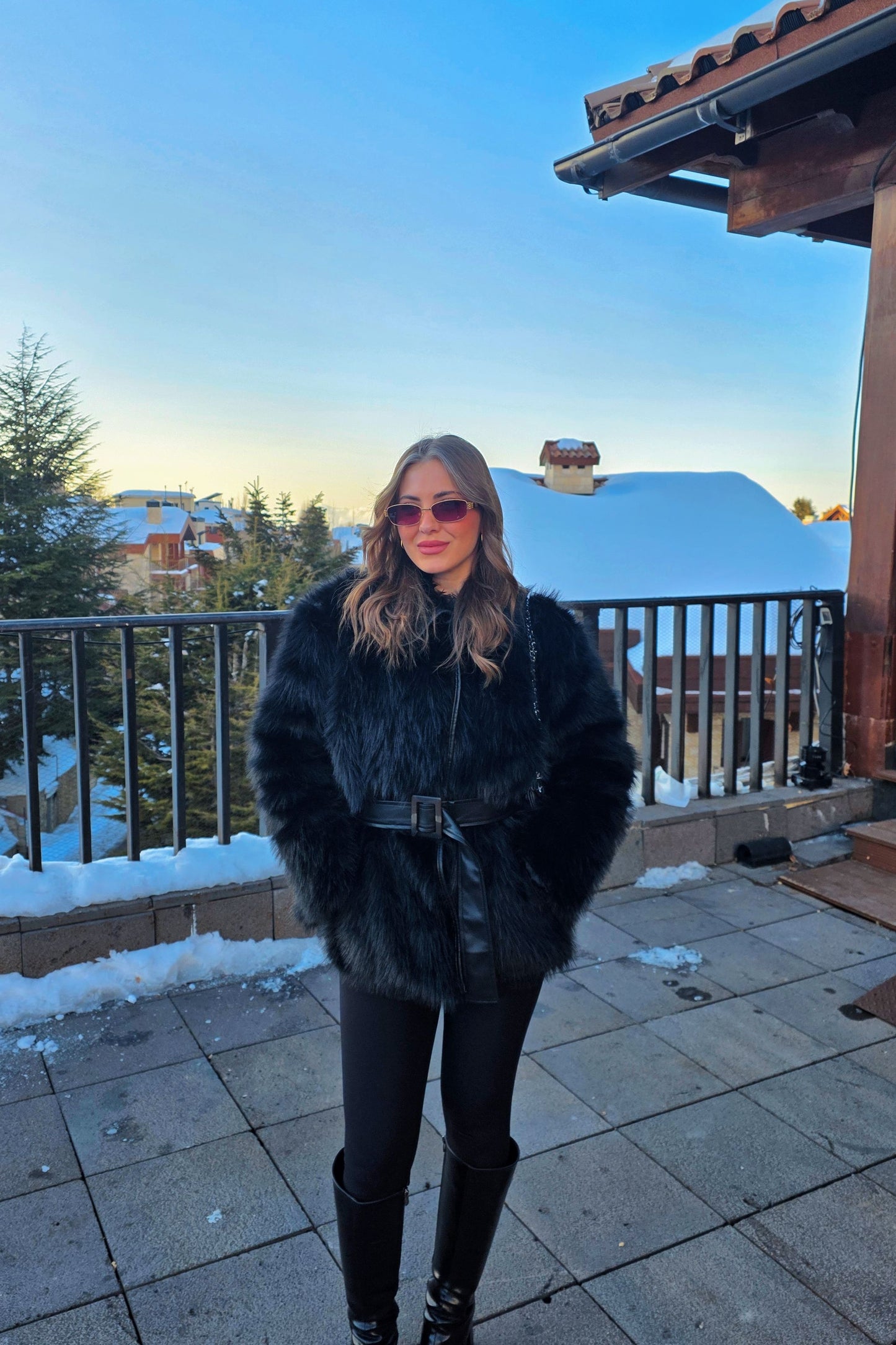 Lea Faux Fur Jacket – Black