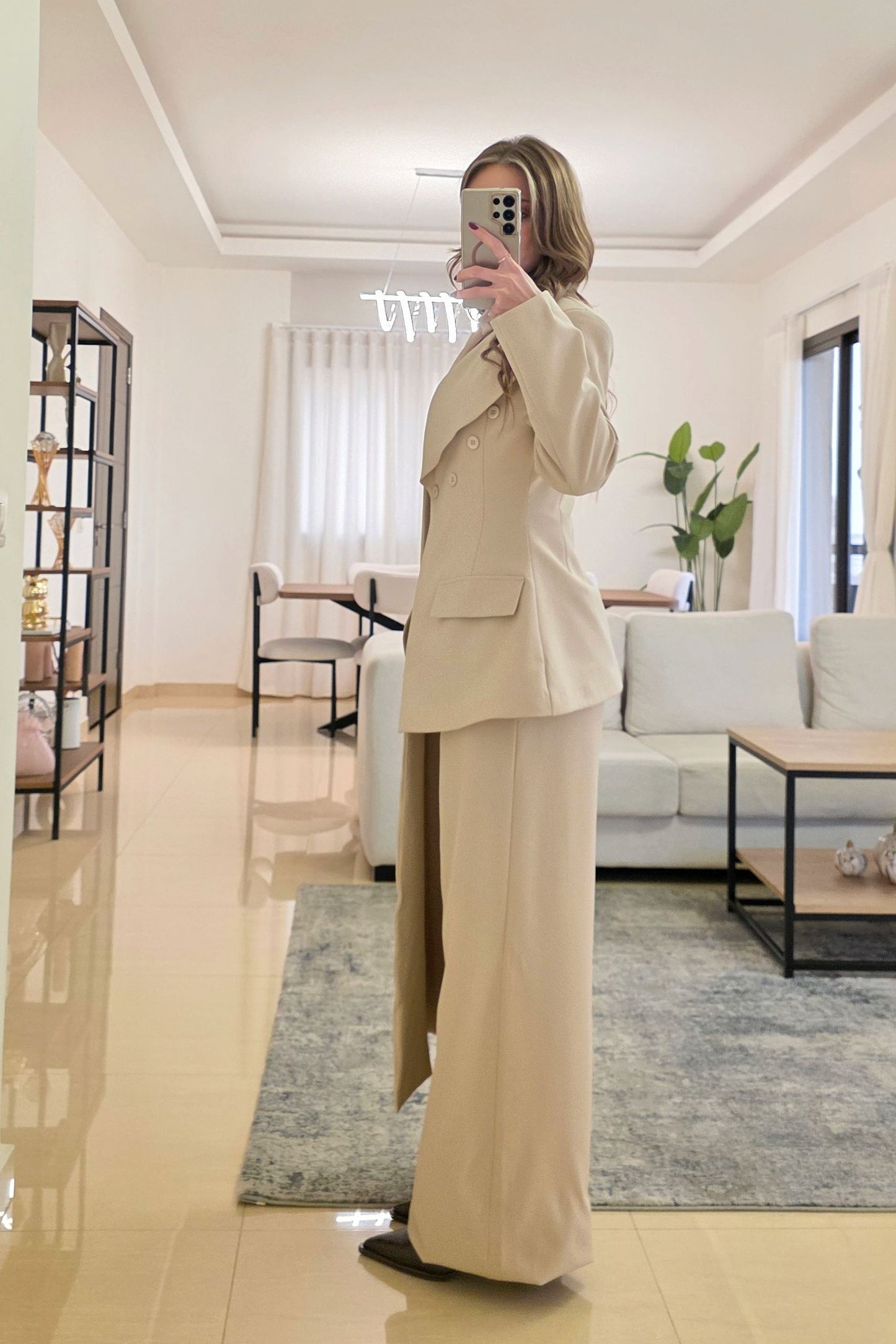 Amari Tailored Suit – Beige